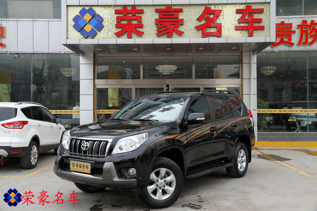 7 SUV 2012 hâ 
PI: