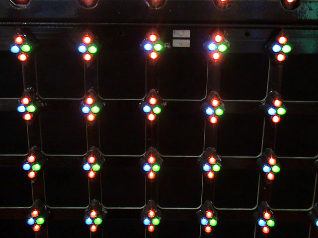 LED_ ʘx 
P(gun)I:2009-08-06